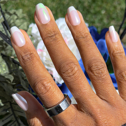White Chrome French - Press-On | Medium | Coffin nails with glossy white tips and a smooth chrome glaze for an easy mani at home